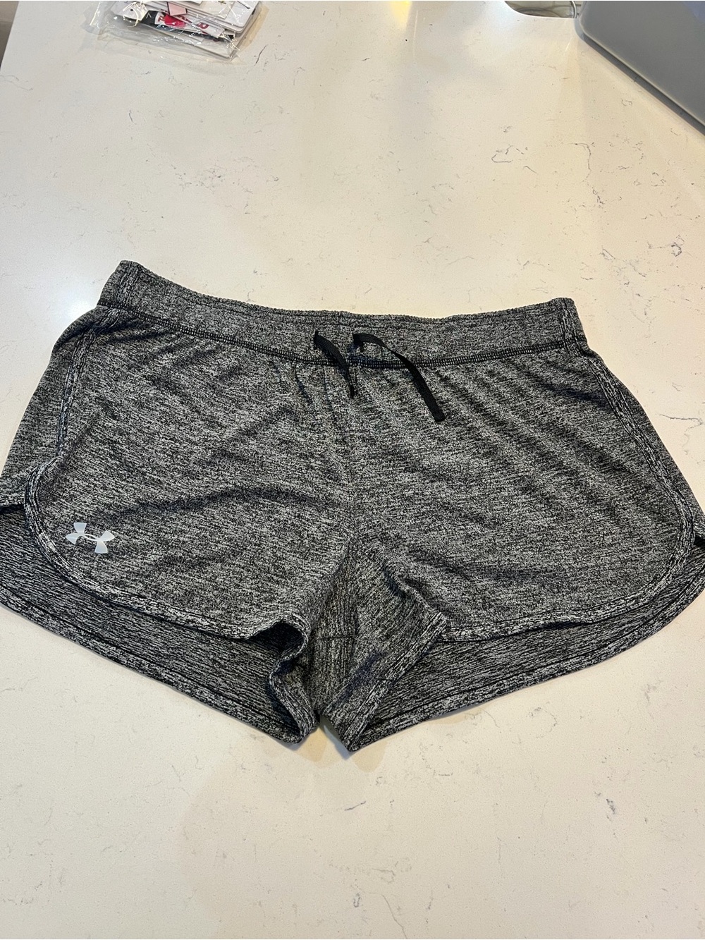 Under Armour HeatGear Women’s Medium Gray Running Athletic Shorts 3” Inseam